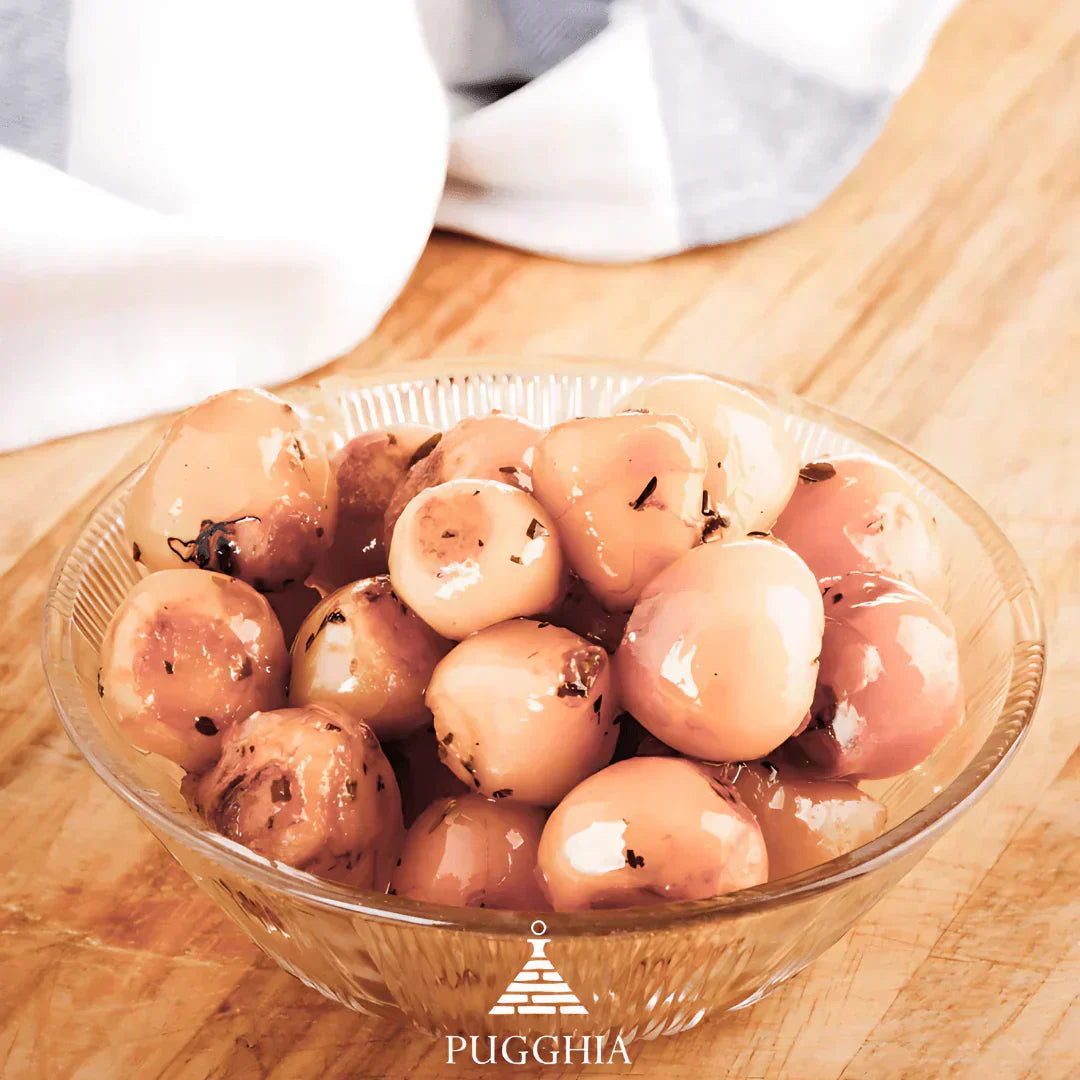 lampascioni sott’olio in ciotola tipica pugliese