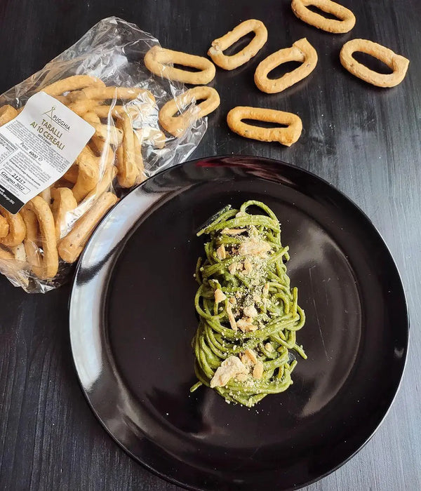 Spinach cream spaghetti
